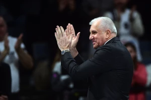 Obradović: "Neka bude poznata atmosfera protiv Barselone"